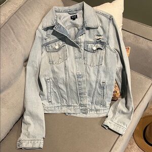 GAP Women's Light Blue Denim Jacket